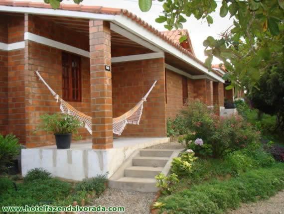 Alvorada Hotel *